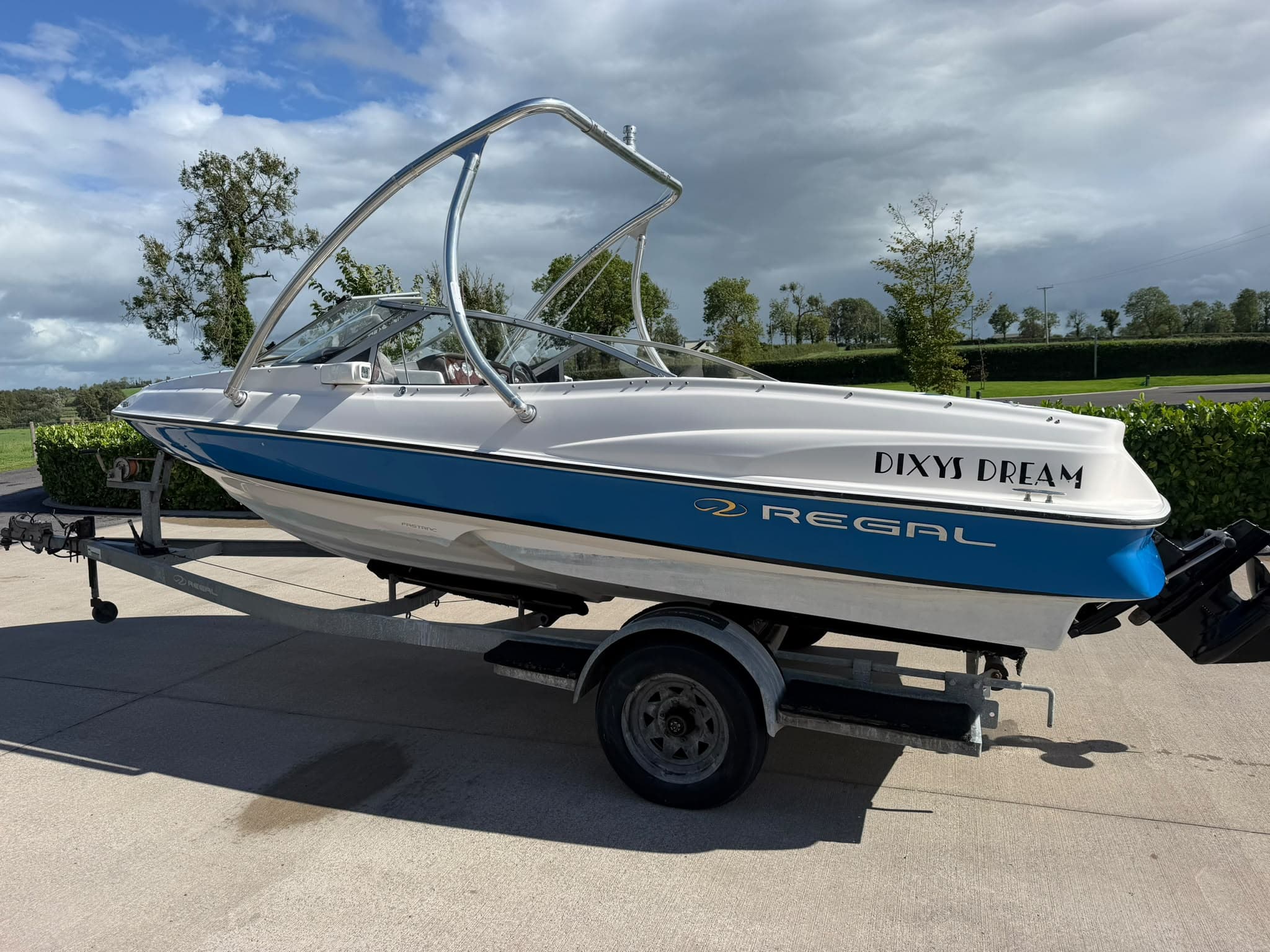 Regal 1800 Bowrider 3.0 lt Mercruiser for sale in Fermanagh - Image 1 of 13
